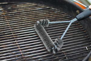 Spazzola per barbecue con filo di acciaio inossidabile