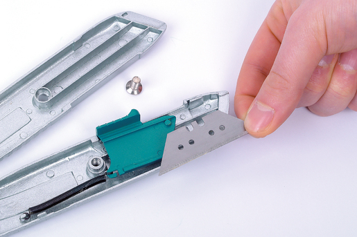 Cúter de seguridad de metal con cuchilla trapezoidal