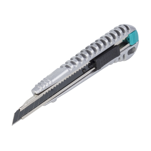 Cutter métallique à lame sécable noire 9 mm « Pro-Sharp »