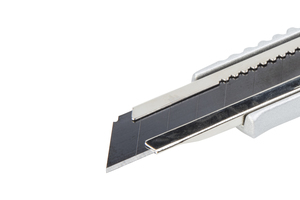 Brytbladskniv i metall, 18 mm, med svart blad 